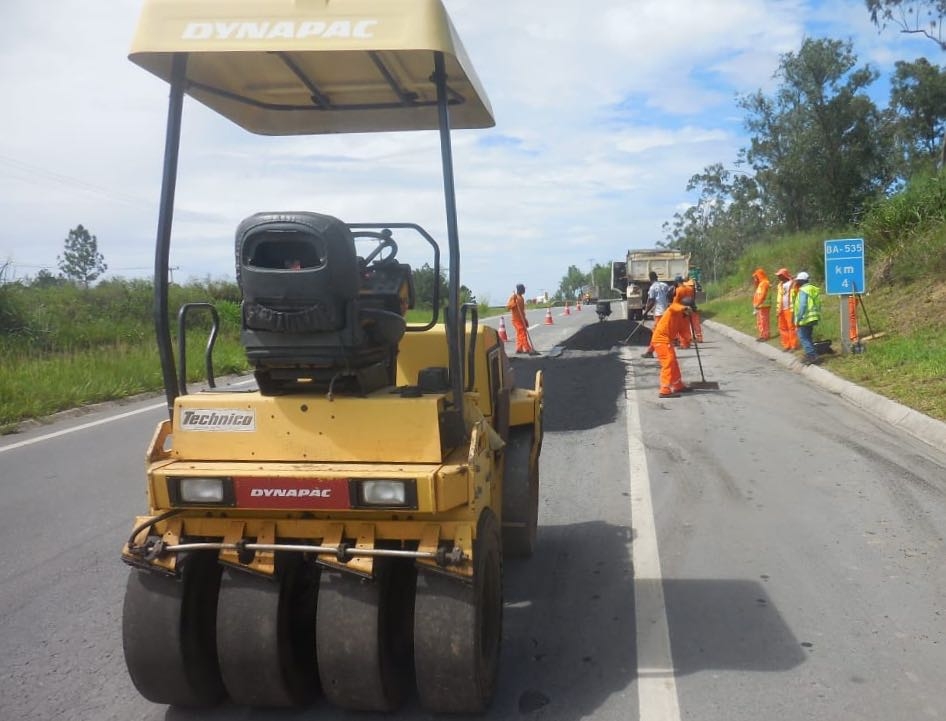 Bahia Norte executa obras de manutenção preventiva nas rodovias do Sistema BA-093